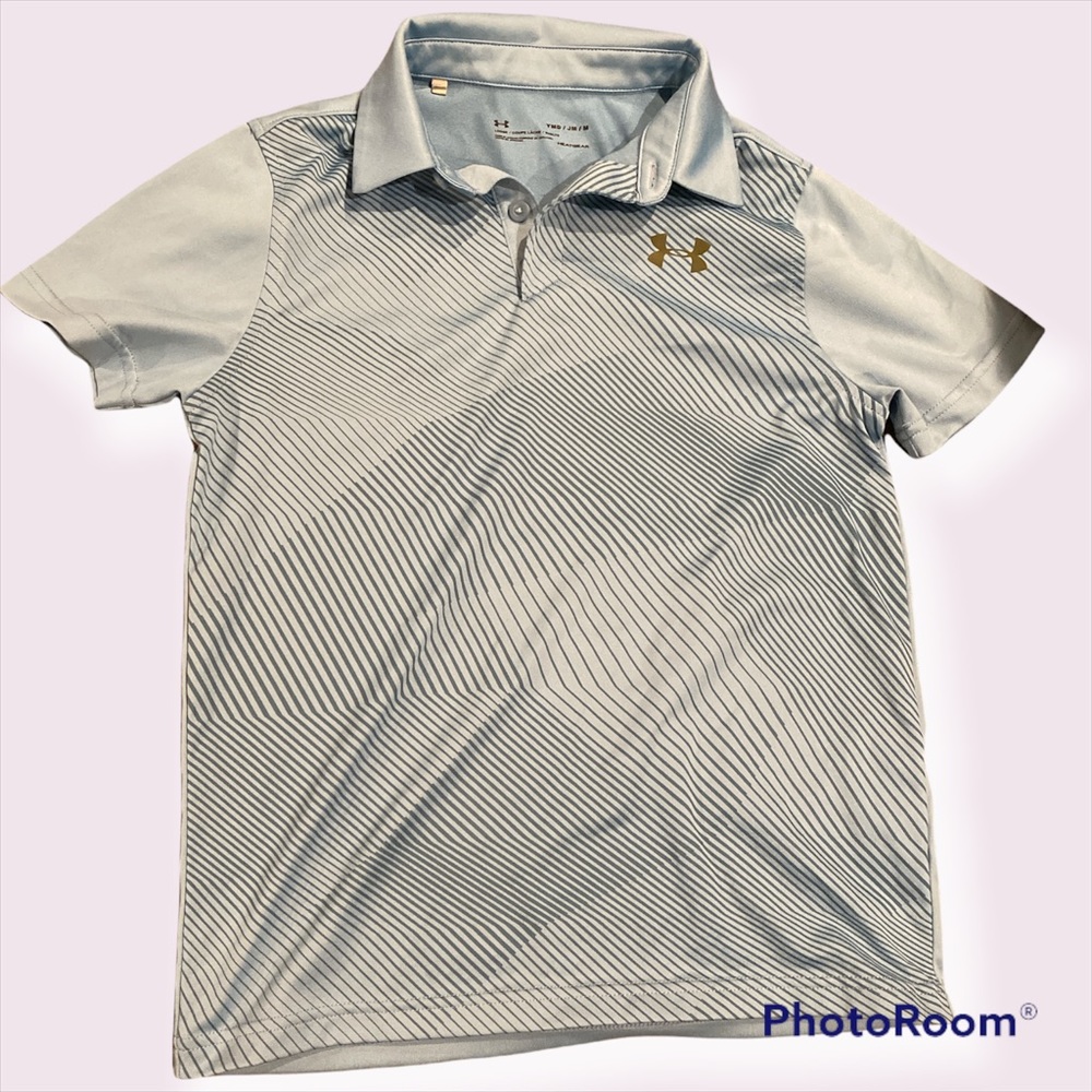 Boys UA shirt
